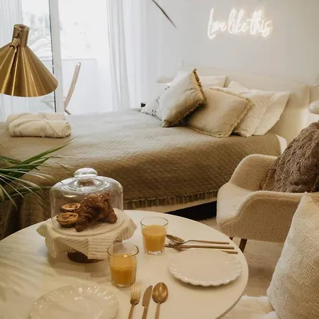 Apartamento Stylish Overlooking Marina - Mid-term *