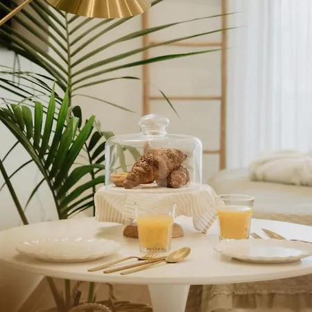 Stylish Overlooking Marina Апартаменты Лагуш