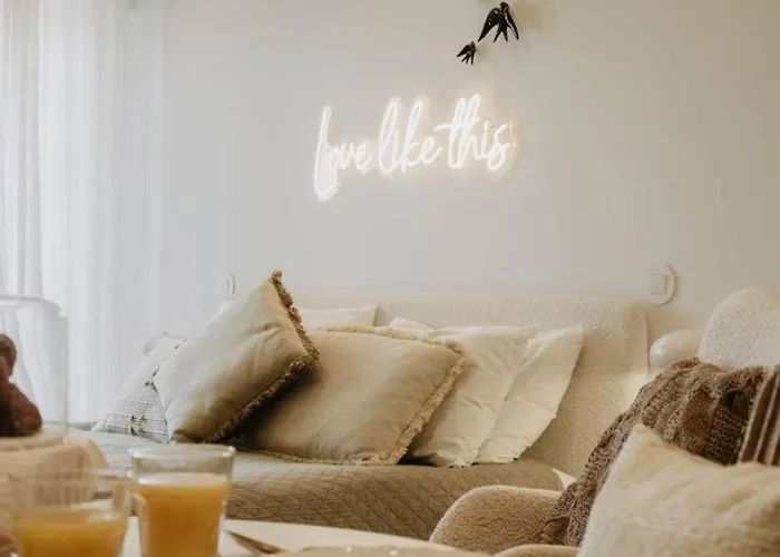 Appartement Stylish Overlooking Marina - Mid-term *